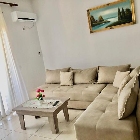 Appartamento Con Vista Mare Vlore Luaran gambar
