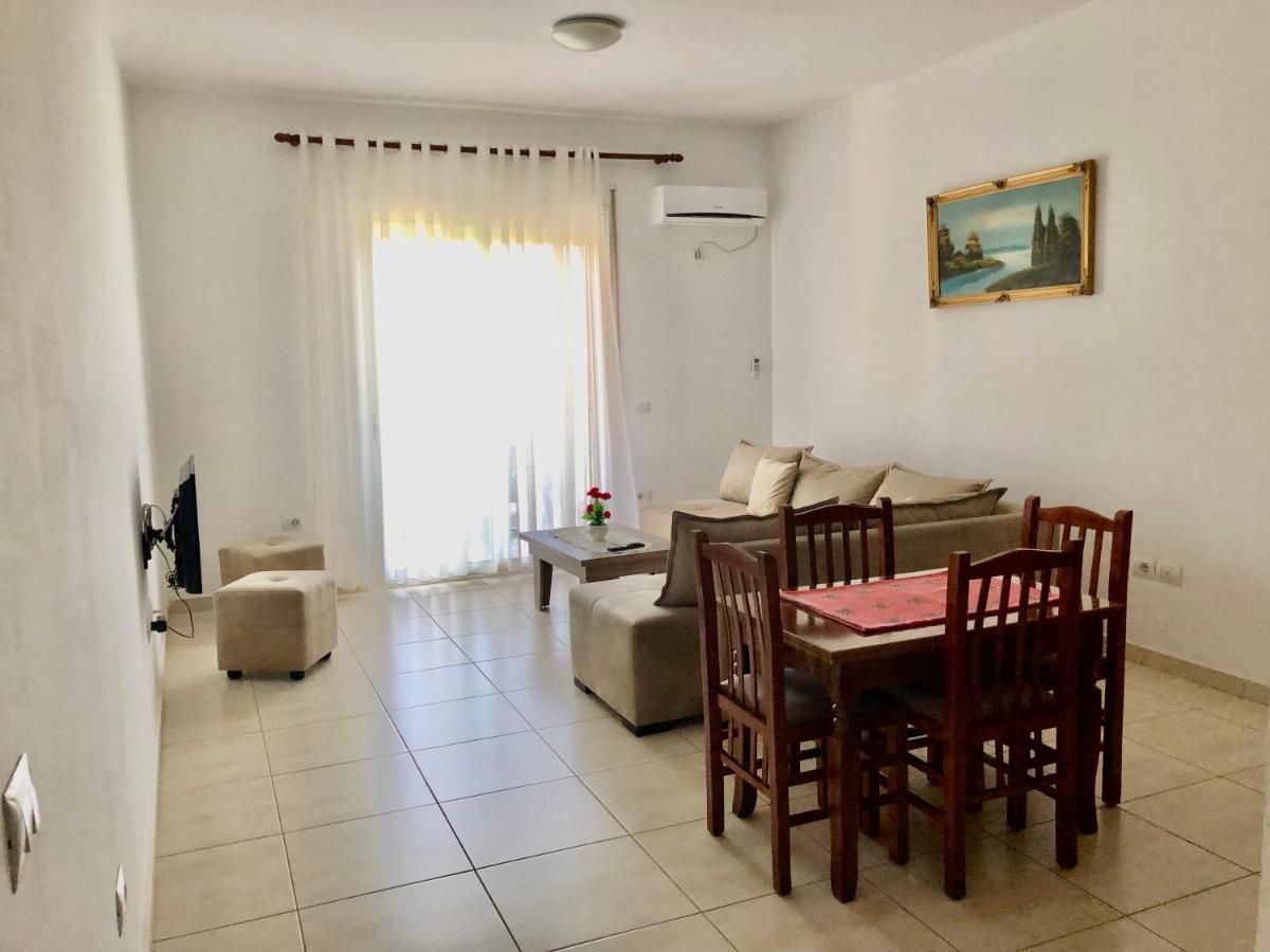 Appartamento Con Vista Mare Vlore Luaran gambar