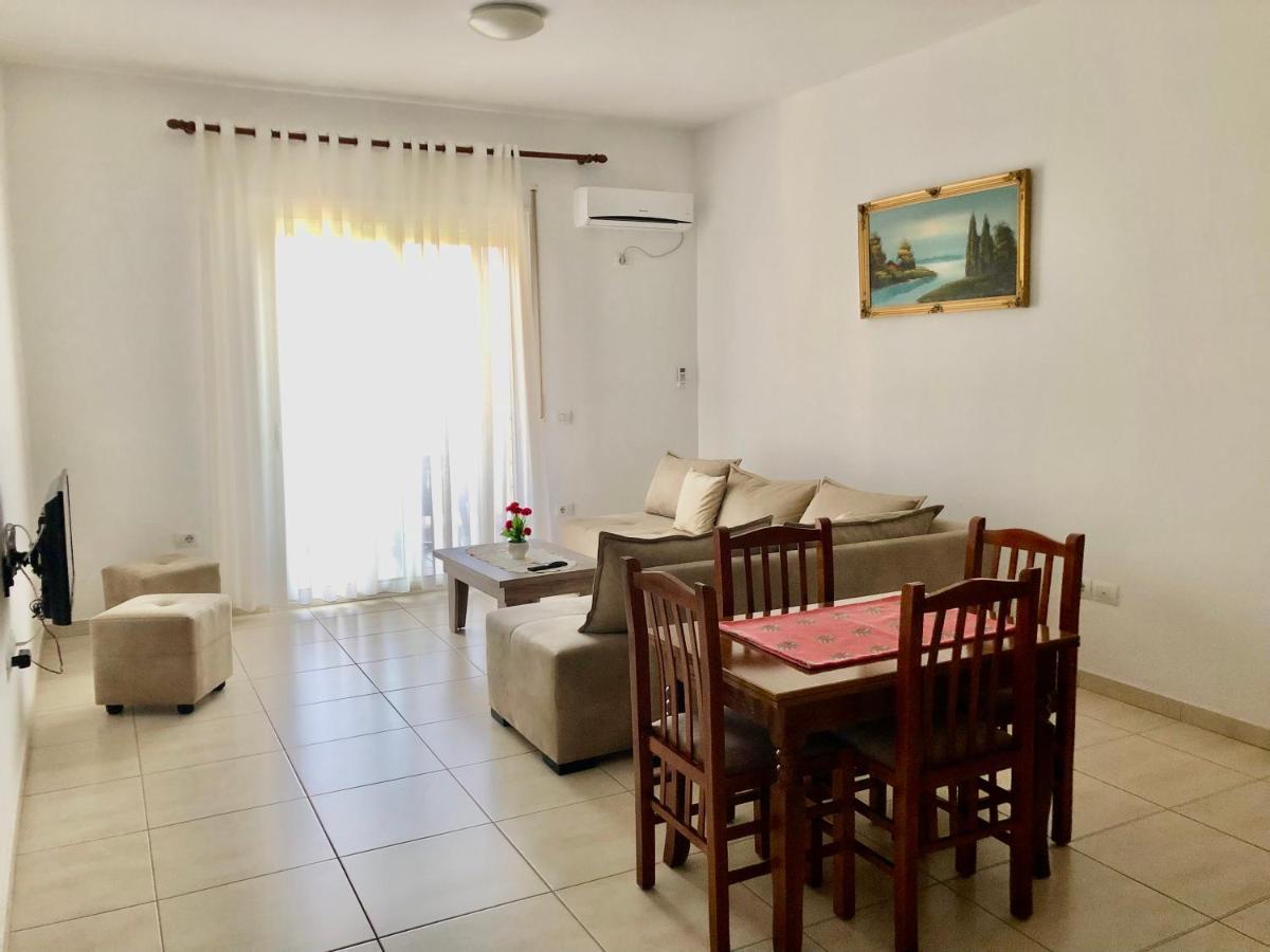 Appartamento Con Vista Mare Vlore Luaran gambar