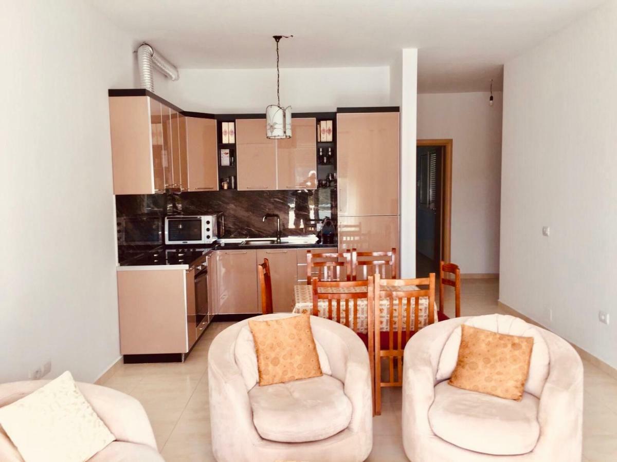 Appartamento Con Vista Mare Vlore Luaran gambar