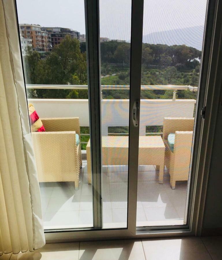 Appartamento Con Vista Mare Vlore Luaran gambar